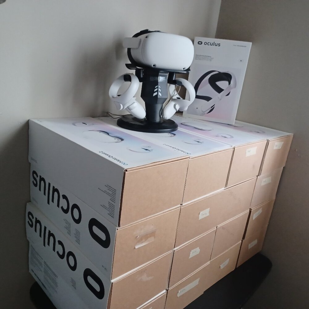 Meta Quest 2 Headset with Controllers 64, 128, 256GB